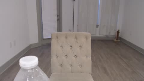 Snapshot of fragilemasochist chatting on 02.11.25 Angel online show from 02.11.25