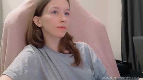 fran_bow online show from 01.06.25