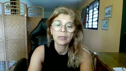 francelune online show from 04.25.26