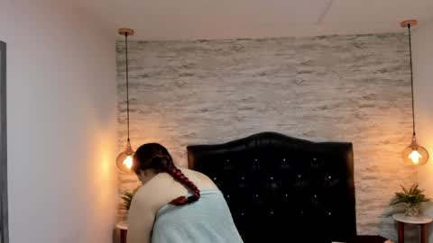          online show from 05.03.26