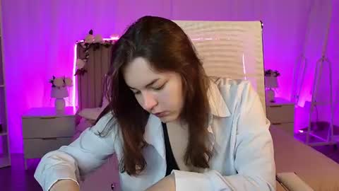 Snapshot of francescacavaliere chatting on 06.20.26 Francesca online show from 06.20.26