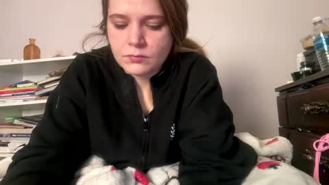 Snapshot of francescafey chatting on 12.18.25 francescafey online show from 12.18.25