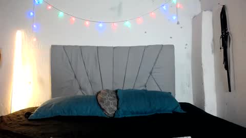 francihot4 online show from 02.23.26