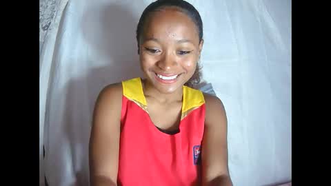 Snapshot of francine925426 chatting on 11.21.25 francine925426 online show from 11.21.25