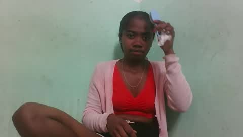 Snapshot of francinealdy chatting on 09.16.25 francinealdy online show from 09.16.25