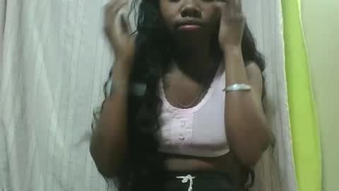 Snapshot of francinealdy chatting on 09.30.25 francinealdy online show from 09.30.25