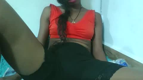 Snapshot of francinealdy chatting on 10.09.25 francinealdy online show from 10.09.25