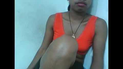 Snapshot of francinealdy chatting on 10.25.25 francinealdy online show from 10.25.25