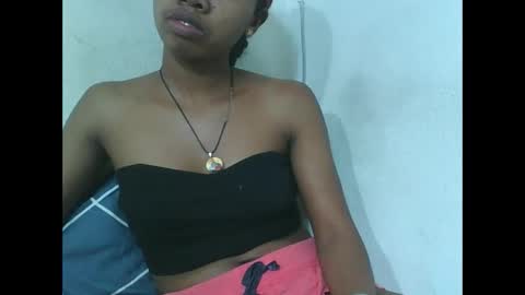 Snapshot of francinealdy chatting on 10.29.25 francinealdy online show from 10.29.25