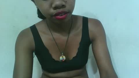 Snapshot of francinealdy chatting on 10.31.25 francinealdy online show from 10.31.25