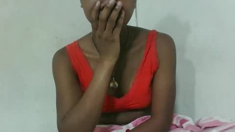 Snapshot of francinealdy chatting on 11.06.25 francinealdy online show from 11.06.25