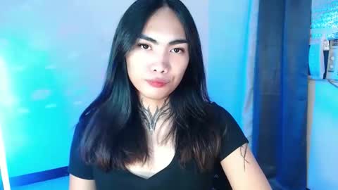 Snapshot of francinexx chatting on 09.24.25 francine online show from 09.24.25