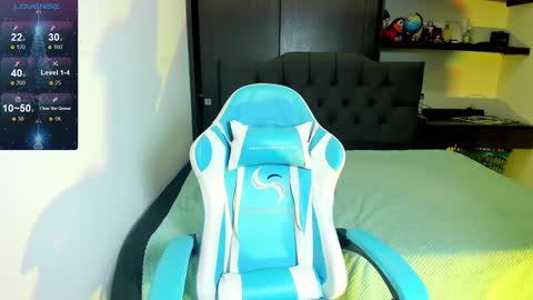 Snapshot of franco_rizzo01 chatting on 12.08.24 frank online show from 12.08.24