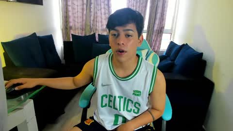 Snapshot of franco_rizzo01 chatting on 01.14.25 frank online show from 01.14.25