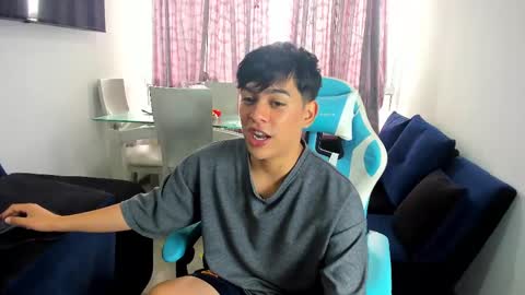 Snapshot of franco_rizzo01 chatting on 02.11.25 frank online show from 02.11.25