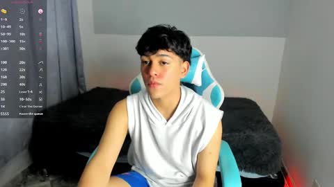 Snapshot of franco_rizzo01 chatting on 03.11.25 frank online show from 03.11.25