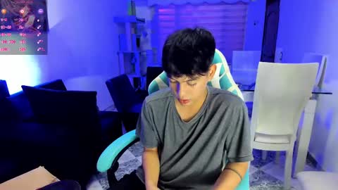 Snapshot of franco_rizzo01 chatting on 09.13.25 frank online show from 09.13.25