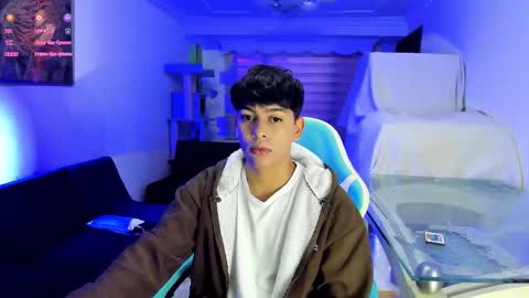 Snapshot of franco_rizzo01 chatting on 09.21.25 frank online show from 09.21.25