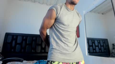 Snapshot of franco_ruiz_ chatting on 12.14.24 franco online show from 12.14.24