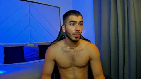 Snapshot of francobanderas1 chatting on 12.02.25 FRANCO online show from 12.02.25