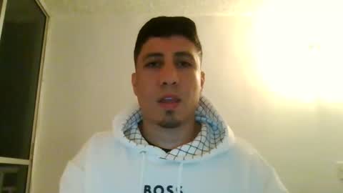 Snapshot of francodelacruz chatting on 10.25.25 Francum online show from 10.25.25