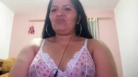 Snapshot of francy_froz chatting on 03.01.25 francy froz online show from 03.01.25