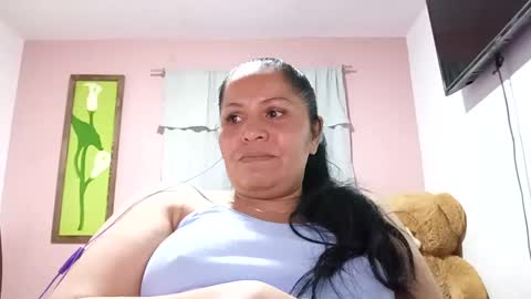 Snapshot of francy_froz chatting on 09.25.25 francy froz online show from 09.25.25
