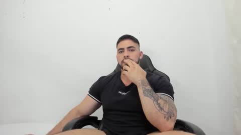 Snapshot of frank_foxx1 chatting on 03.16.26 frank_foxx1 online show from 03.16.26