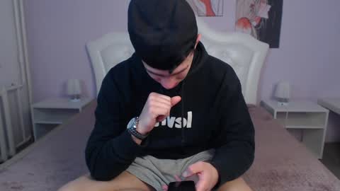 Snapshot of frank_mooree chatting on 12.15.24 Frank online show from 12.15.24