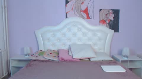 Snapshot of frank_mooree chatting on 02.12.25 Frank online show from 02.12.25