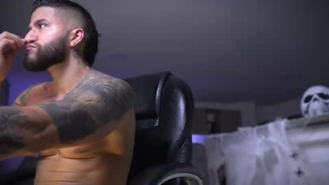 Frank Farrell. Hey remember to give me a thumbs up Ty online show from 10.26.25