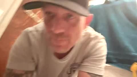 Famous Blue Eyes online show from 05.13.26