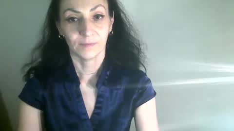 Snapshot of frankieteasing chatting on 12.21.24 frankieteasing online show from 12.21.24