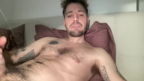 Snapshot of frankybiiig chatting on 02.08.25 thegoodandbiiig online show from 02.08.25