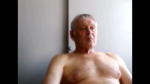 frannkboy61 online show from 05.26.26