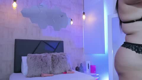 Fransheska online show from 03.12.25