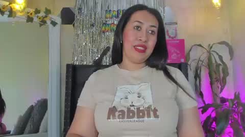 Snapshot of fransheska_mon chatting on 07.28.26 Fransheska online show from 07.28.26