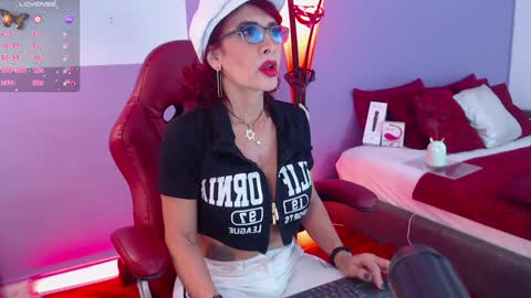 Snapshot of fransheskarossi chatting on 01.23.25 Fransheska online show from 01.23.25