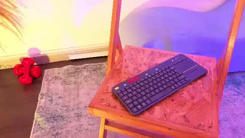 Fransheska online show from 07.11.26