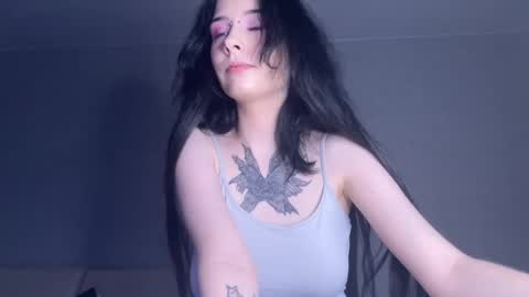 mistress Bastet and  mintcola online show from 02.08.25