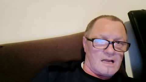 Wolfi online show from 05.12.26