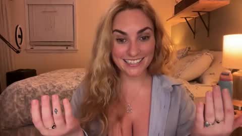 Snapshot of frayfitz chatting on 02.26.26 Fray online show from 02.26.26