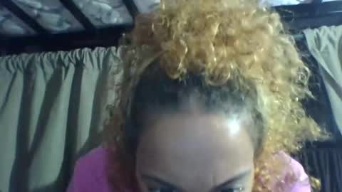 Snapshot of freakjawn1992 chatting on 01.02.25 FreakJawn online show from 01.02.25