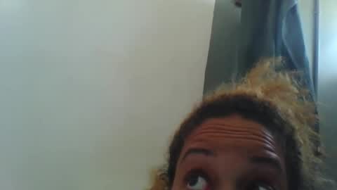 Snapshot of freakjawn1992 chatting on 02.01.25 FreakJawn online show from 02.01.25