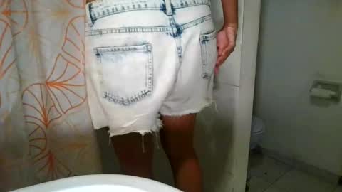 Snapshot of freakjawn1992 chatting on 10.16.25 FreakJawn online show from 10.16.25