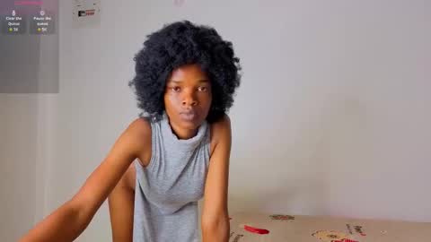 Snapshot of freakky_nessa chatting on 11.13.25 Nessa-Independent model online show from 11.13.25