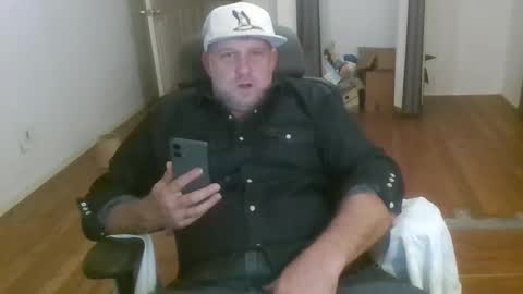 Snapshot of freakpopsickle69 chatting on 11.25.25 poundyouout1969 online show from 11.25.25