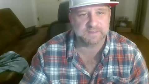 Snapshot of freakpopsickle69 chatting on 02.04.26 poundyouout1969 online show from 02.04.26