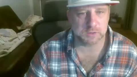 Snapshot of freakpopsickle69 chatting on 02.15.26 poundyouout1969 online show from 02.15.26