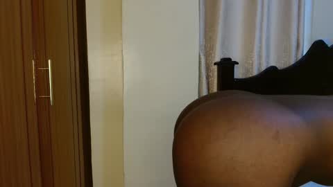 Snapshot of freaky_ass chatting on 12.01.25 Berry online show from 12.01.25